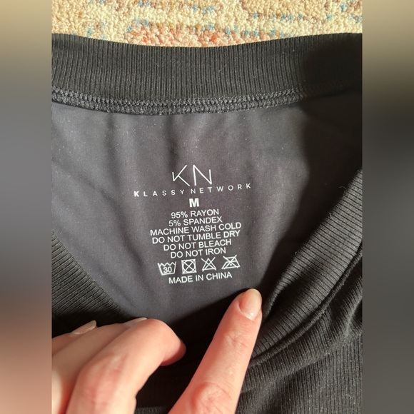 Klassy Network Ribbed Long Sleeve Brami Crop (built in bra crop top) - Picture 2 of 4